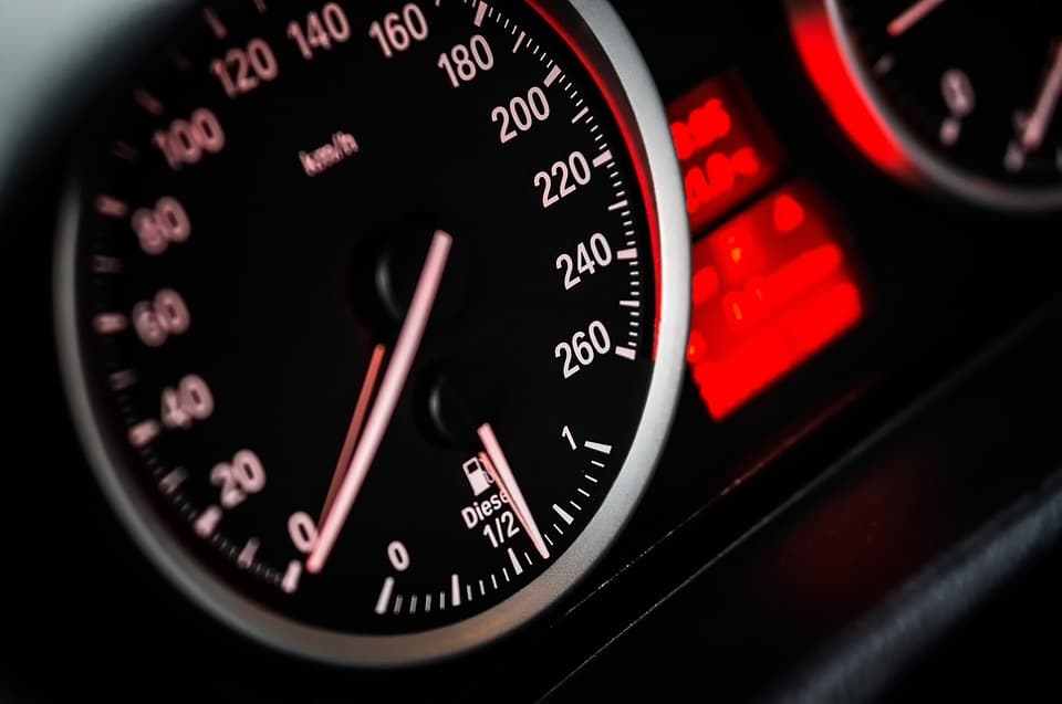 Debate sobre velocidad por motivos de seguridad llega a Alemania